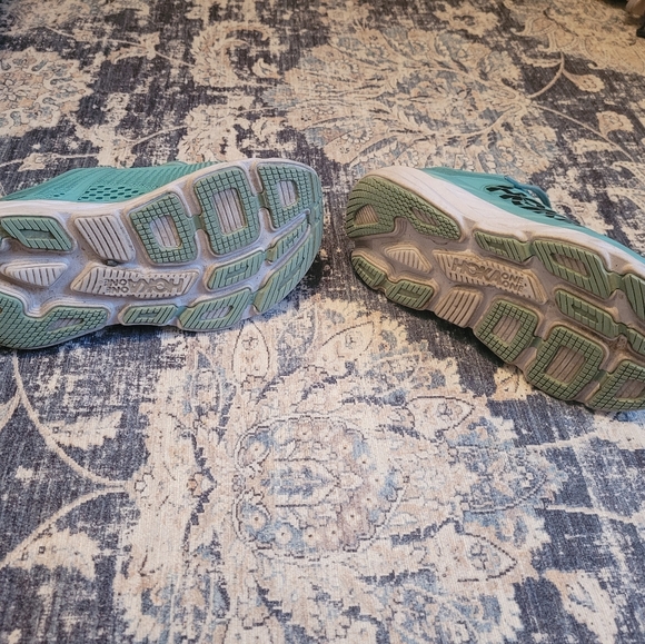 Hoka bondi 7 sz 5.5 wide - Picture 5 of 6